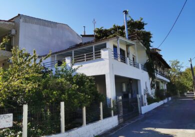 Grcka apartmani letovanje, Pefki Evia, Vila Marta, eksterijer